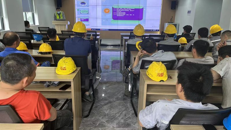 误区一：编程就是写代码，孩子太小不适合学习